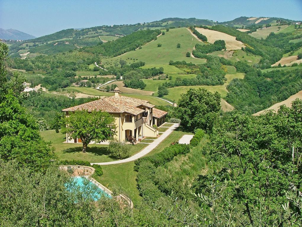 Agriturismo Castagna Alta Valfabbrica المظهر الخارجي الصورة