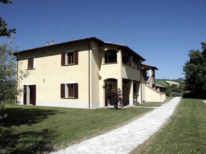 Agriturismo Castagna Alta Valfabbrica المظهر الخارجي الصورة